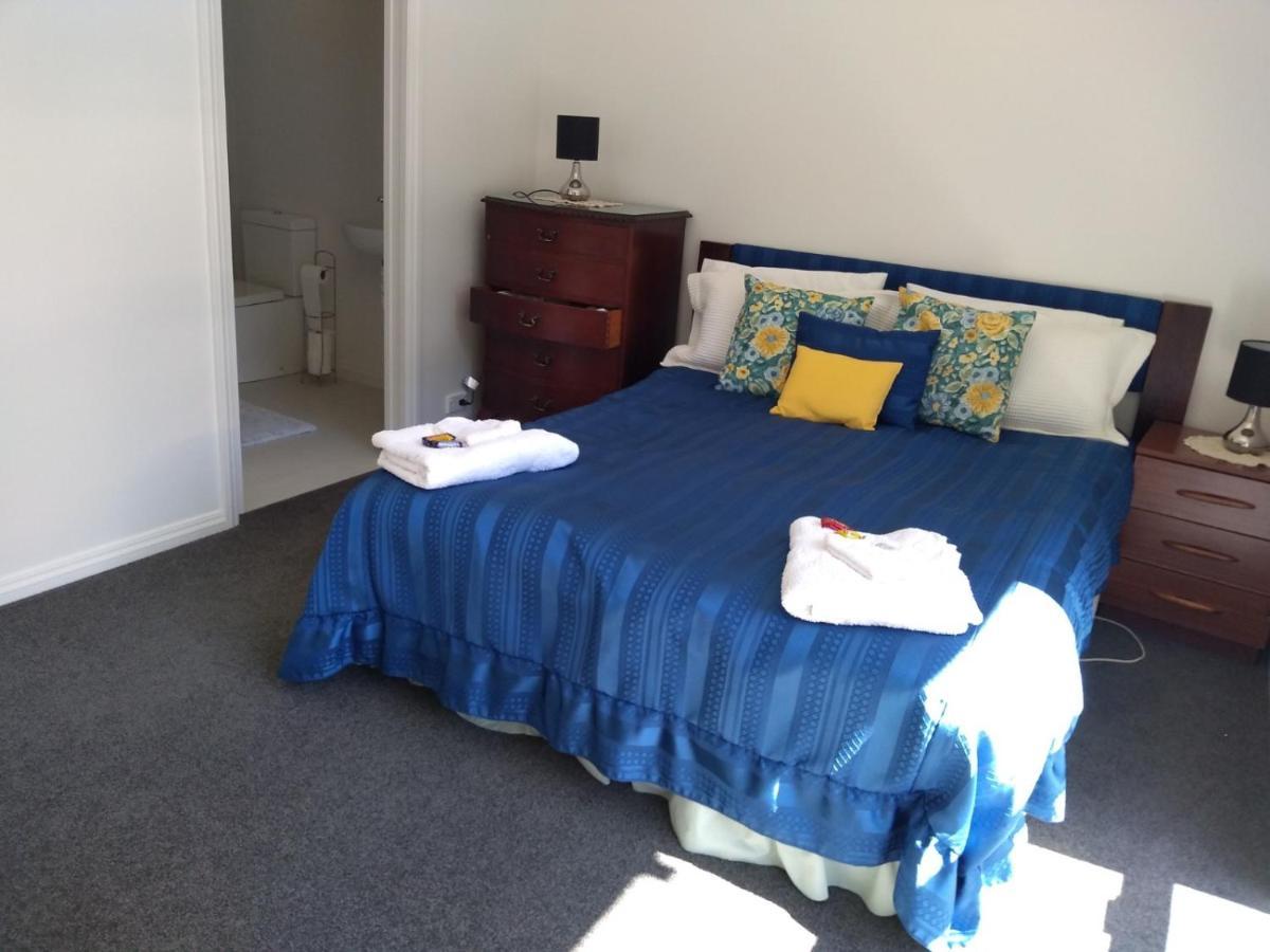Quiet Location With View And Public Transport Apartment Wellington Ngoại thất bức ảnh